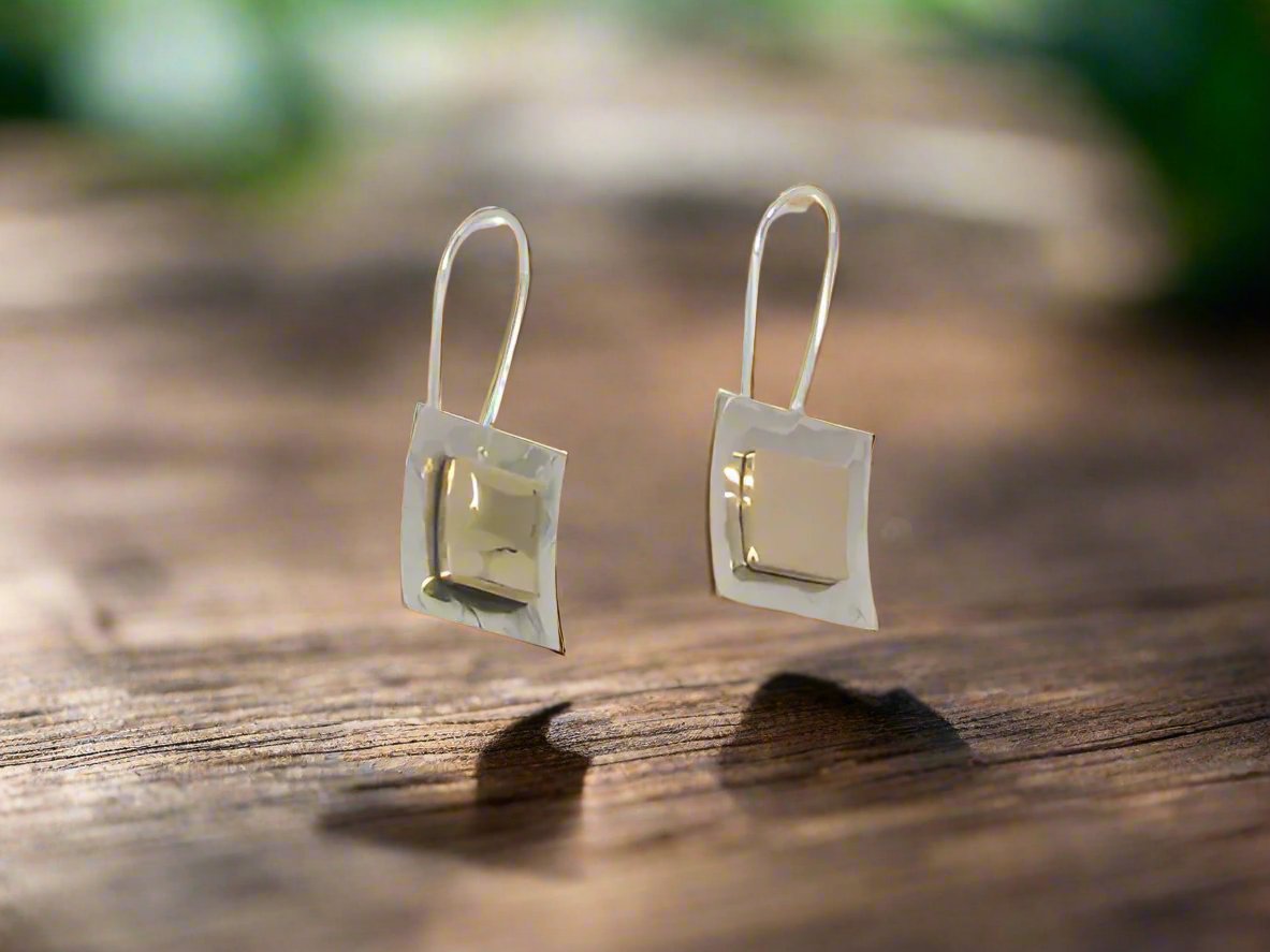 Sterling Silver Hammered Picture Earrings with Tumbaga – Two-Tone Elegance