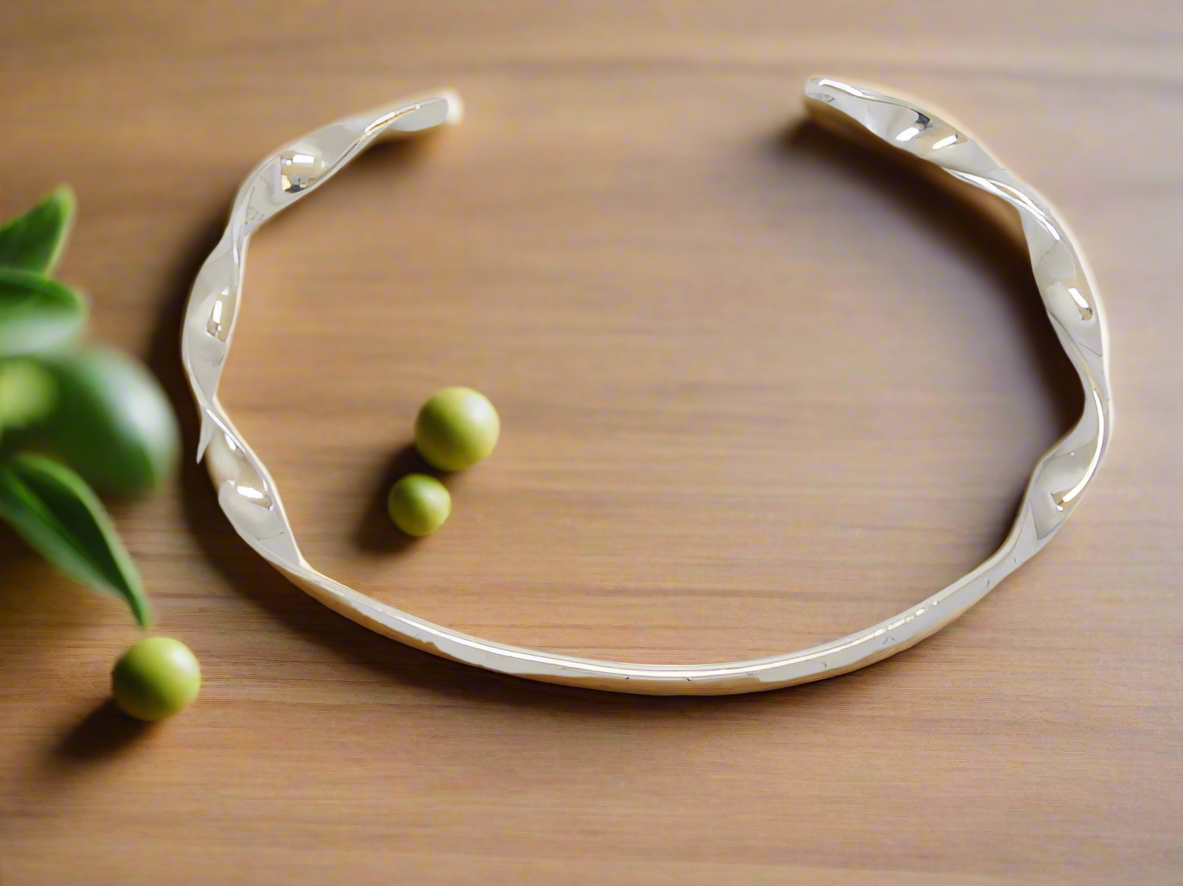 Sterling Silver Smooth Bracelet with Twisted Sides