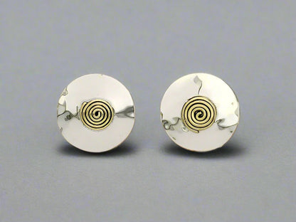 Sterling Silver Round Hammered Earrings with Spiral Tumbaga – Two-Tone Elegance