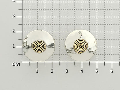 Sterling Silver Round Hammered Earrings with Spiral Tumbaga – Two-Tone Elegance