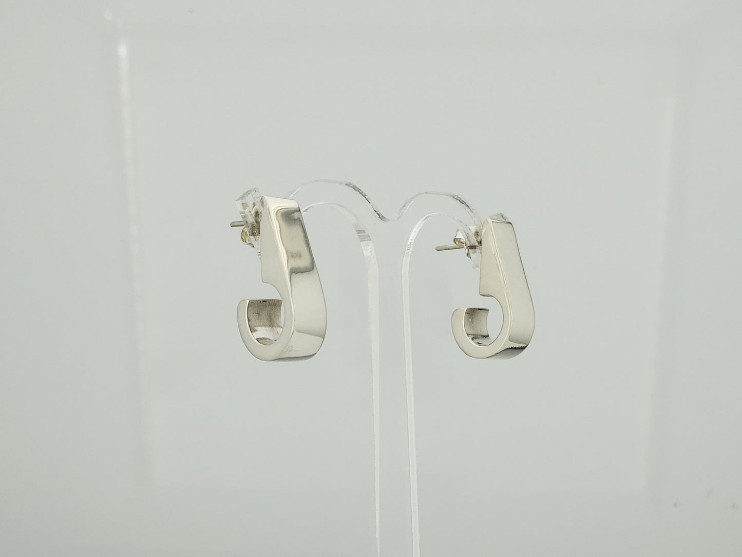 Sterling Silver Cardboarded Smooth Drop Earrings