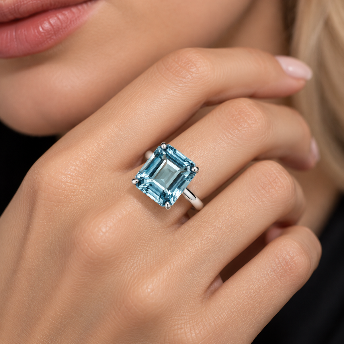 AQUAMRINE Emerald Cut 13.6 x 10 mm 1 pc 10.78 Ct Natural Semi Precious Stone