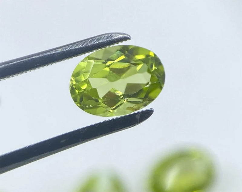 Peridot 6x4 mm Oval shape 25 pcs 10.60 carats